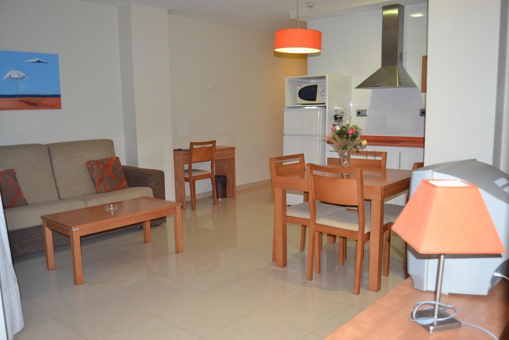 Aparthotel Bahia San Pedro del Pinatar Buitenkant foto