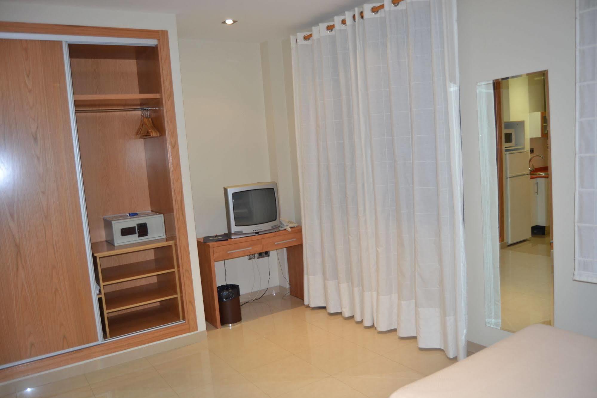Aparthotel Bahia San Pedro del Pinatar Buitenkant foto