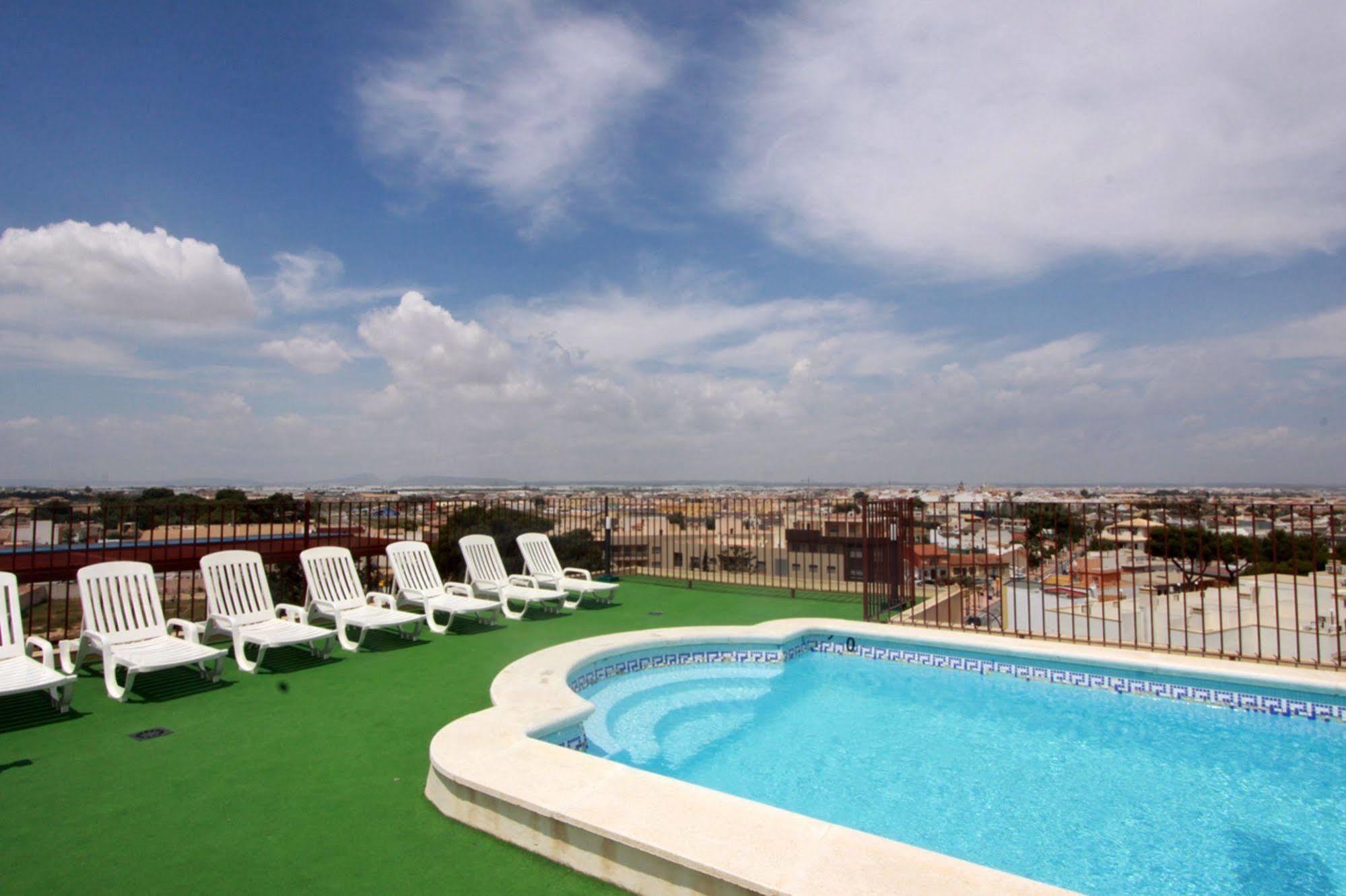 Aparthotel Bahia San Pedro del Pinatar Buitenkant foto