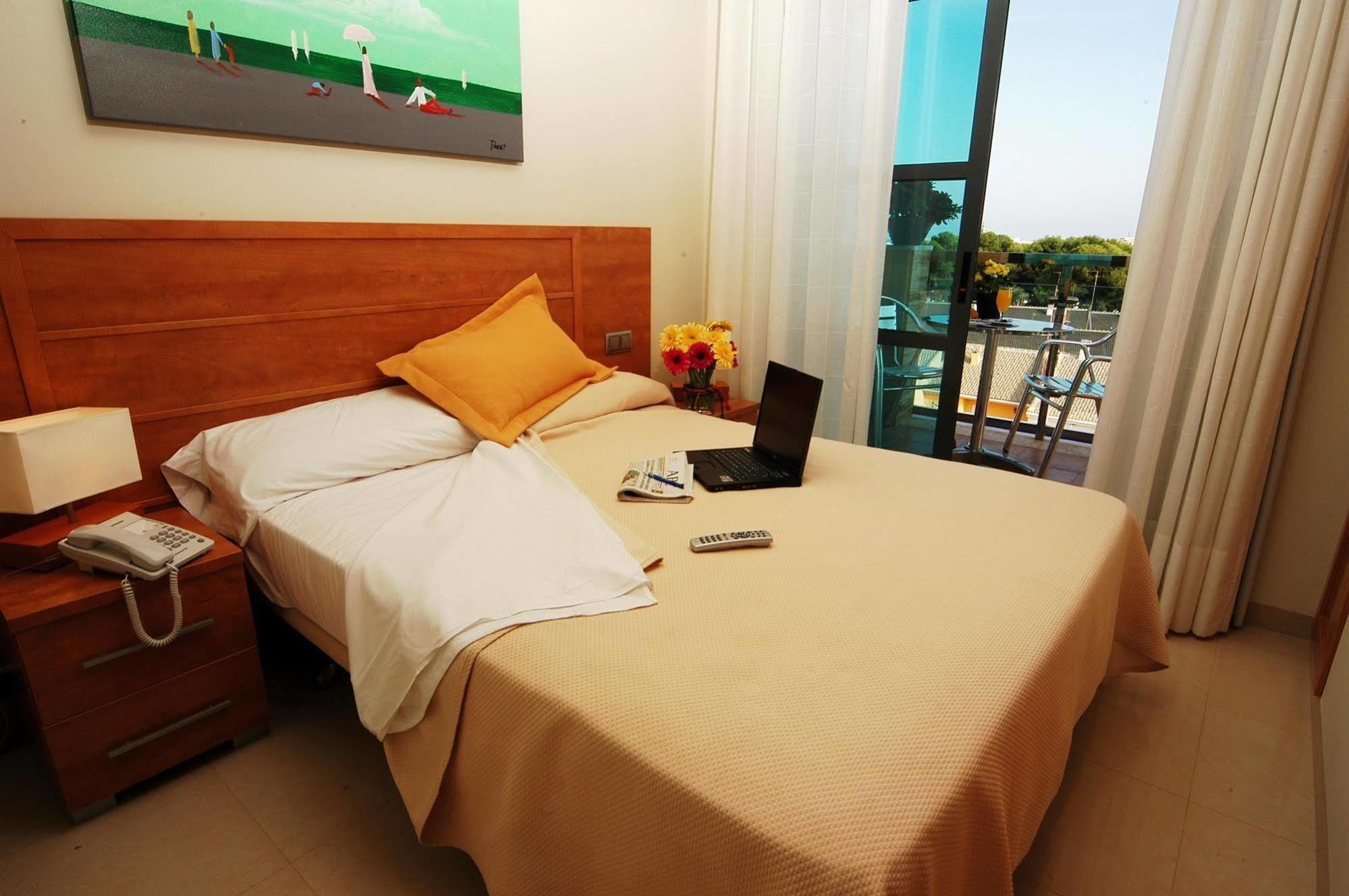 Aparthotel Bahia San Pedro del Pinatar Buitenkant foto